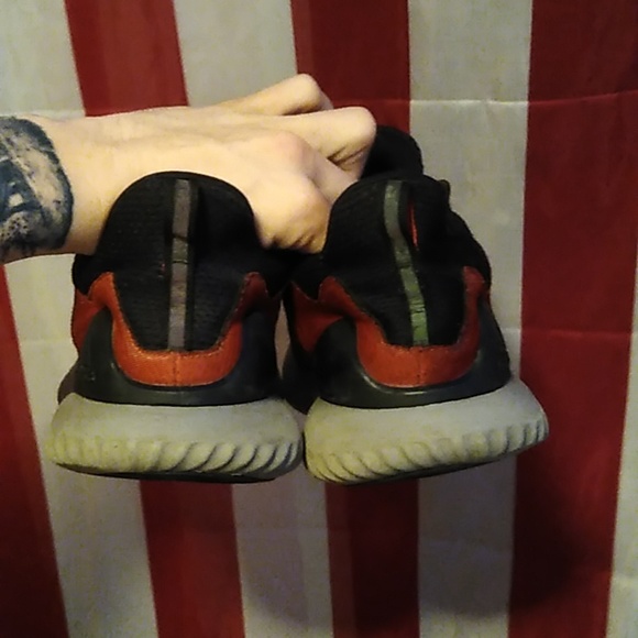 Adidas Alpha Bounce Beyond "Core Red" - Picture 3 of 6